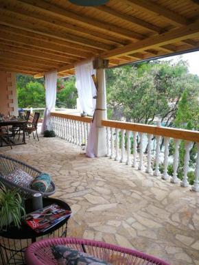 Robinsone House La Storia